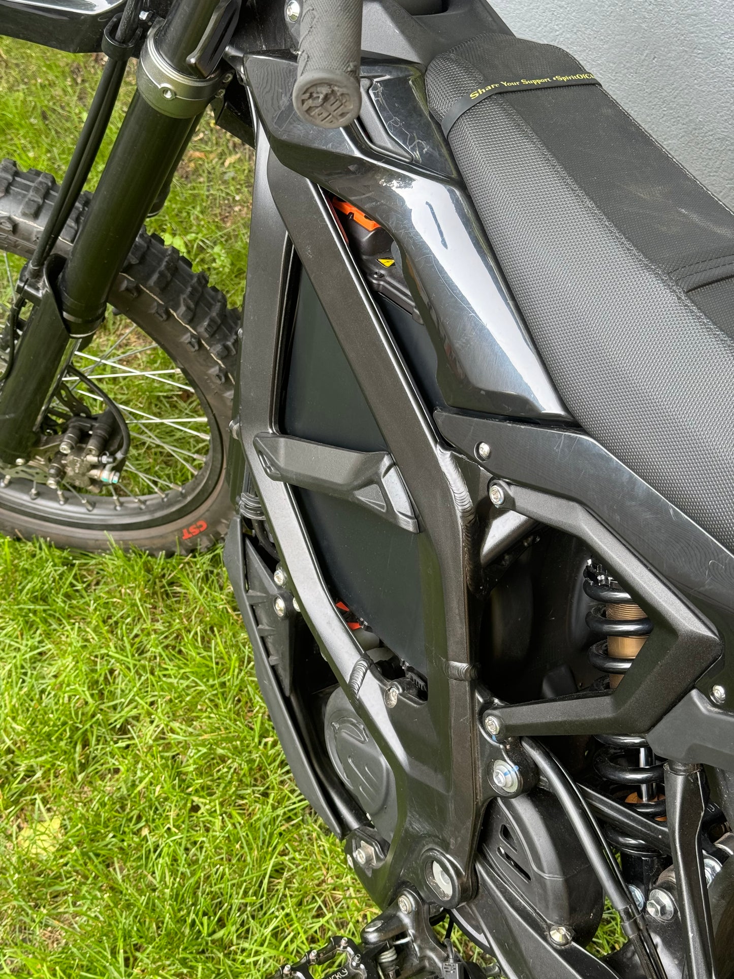 E-Bike Matte Black Style Battery Wrap